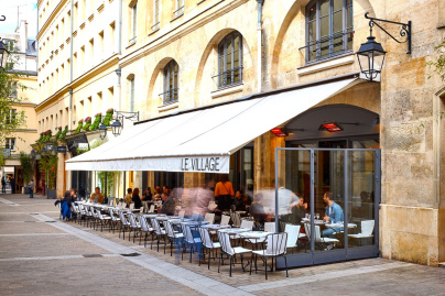 Le Village Costes vous accueille sur sa terrasse