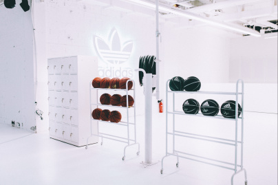  Carte Blanche par Adidas