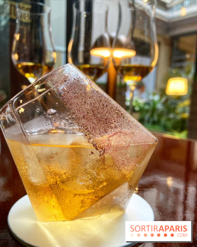 Insolite : Ce bar parisien revisite l'Histoire de Paris en cocktails