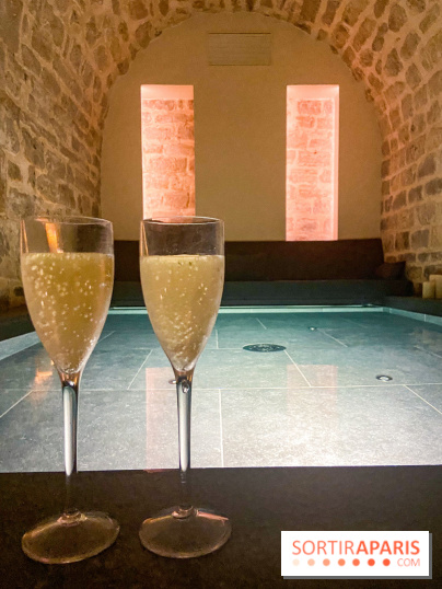 Un rituel bien-être en amoureux dans un spa aquatique à Paris