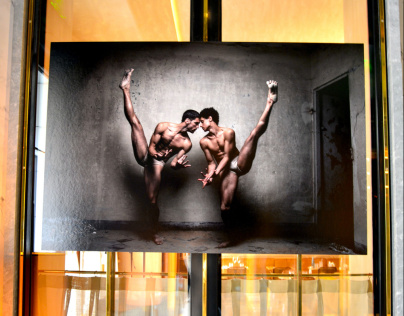 La Poésie du moment, une expo photo gratuite par Julien Benhamou cachée dans un hôtel parisien