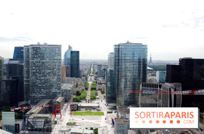 Réouverture du toit de la Grande Arche de La Défense