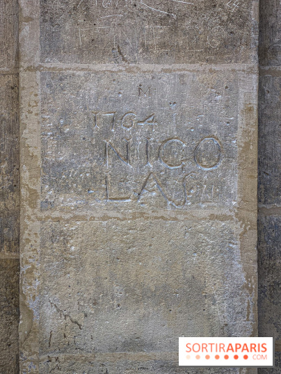 Le saviez-vous ? Ce graffiti de 1764 sur la place des Vosges est le plus vieux de Paris