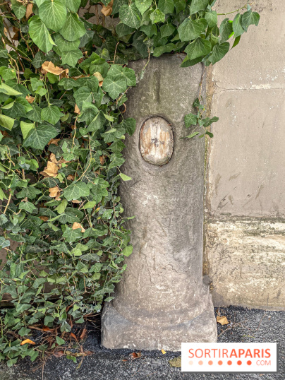 Le saviez-vous ? Il reste une seule borne milliaire à Paris, et elle est rue de Vaugirard