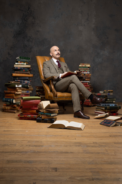 Au Dôme de Paris, ce mentaliste est de retour pour une dernière représentation haute en couleurs