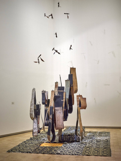 Valérie John au Palais de Tokyo : une exposition entre bleu indigo et mémoire de la Martinique