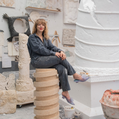 Céleste Richard-Zimmermann : les monuments détournés dans une exposition au Palais de Tokyo
