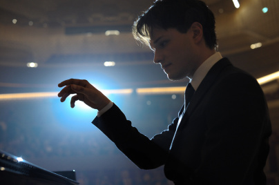 Au bout des doigts : critique et bande-annonce