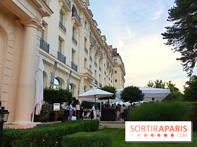 La terrasse du Trianon Palace by Moët