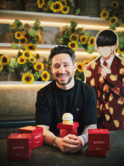 Cédric Grolet crée un chou inspiré de Mashle pour célébrer la fin du manga