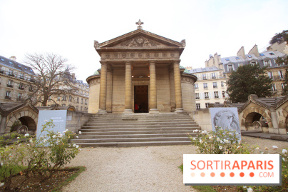Un monde de plis à la chapelle Expiatoire