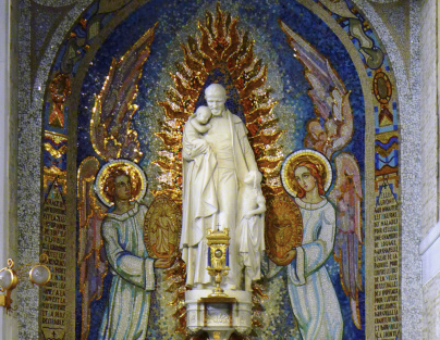 Chapelle de la Médaille Miraculeuse, une chapelle discrète qui cache un lieu de pèlerinage mondial