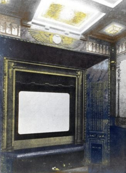 Éphéméride du 5 octobre à Paris : Le magnifique cinéma Le Louxor est sauvé de la destruction