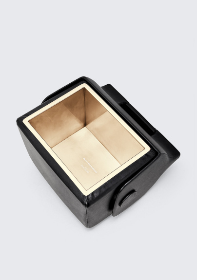 Alexander Wang x Magnum dévoilent une glacière ultra chic