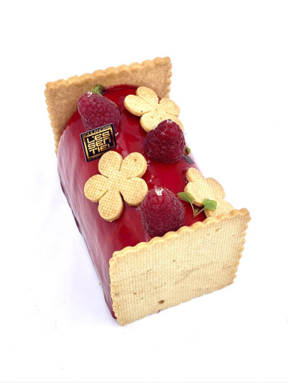 Bûches de Noël 2020 à la boulangerie L’Essentiel par le Champion de France du Dessert Cyril Gaidella