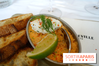 Le Vaudeville à Paris : cuisine traditionnelle et fruits de mer pour la brasserie centenaire