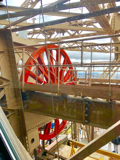 Que vaut le nouveau restaurant gastronomique de la Tour Eiffel ?