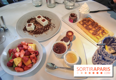 Le River Café, la péniche terrasse-restaurant se renouvelle