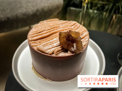 Tea-time Hotel Duo by Kevin Lacote