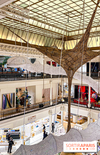 Le La Serpent, l'exposition gratuite, monumentale et immersive d'Ernesto Neto au Bon Marché