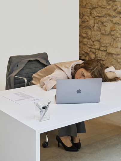 Elmgreen & Dragset installation galerie MASSIMODECARLO PIÈCE UNIQUE