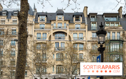 Cette célèbre maison de luxe est sur les Champs-Élysées depuis 1914 et sa première façade existe encore