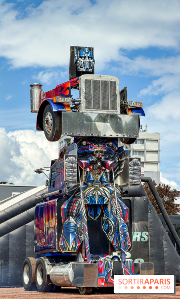 Insolite : un show de Monster Trucks, freestyle moto et Transformers débarque près de Paris