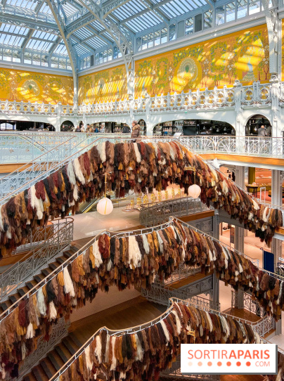 Paris à Poil(s) : carte blanche à l'artiste Charlie Le Mindu qui recoiffe la Samaritaine