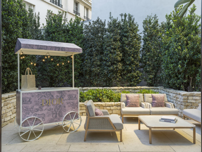 Dioriviera, le pop up Dior qui ramène le soleil à Paris : aperitivo et cocktails au 30 Montaigne