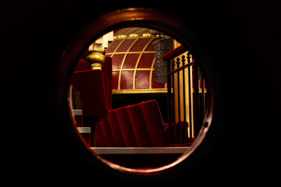 Explorez les Coulisses du Casino de Paris et des Folies Bergère Pendant les Jeux Olympiques