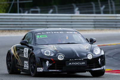 E‑MOTION Paris : le plus grand centre de simulateurs de sport automobile d’Europe ouvre ses portes