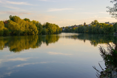 CLEANING CHALLENGE sur les bords de Marne organisé par SEA LIFE