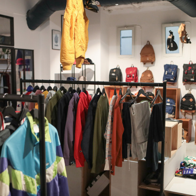 La Garçonnière en mode années 90