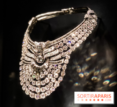 Photos Exposition Pierres Précieuses, du minéraux aux bijoux avec le Joaillier Van Cleef & Arpel diamand