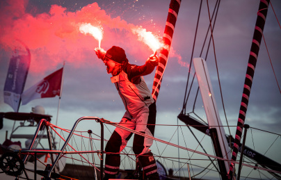 Clarisse Crémer, navigatrice de Banque Populaire X, les photos