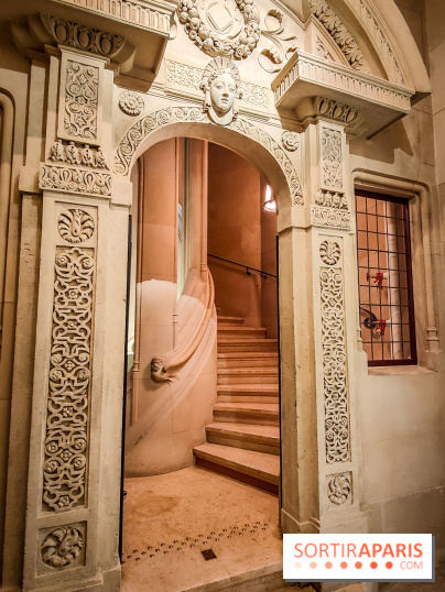 Visuels musée et monument - citéco cité de l'économie escalier