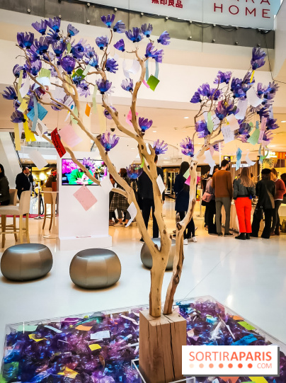 Les bouteilles à la mer, l'exposition poétique et florale autour de la pollution à Beaugrenelle