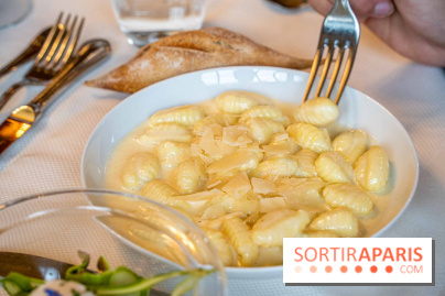 Photos : le Brunch royal du café de la Paix