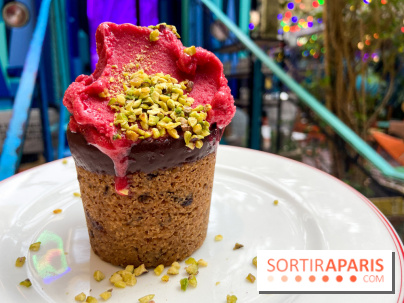 Un bar à glaces et un dessert dans un train de la Félicita