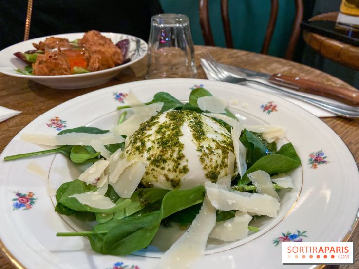 Le Quartier Rouge, le bistrot hyperactif du 20e arrondissement