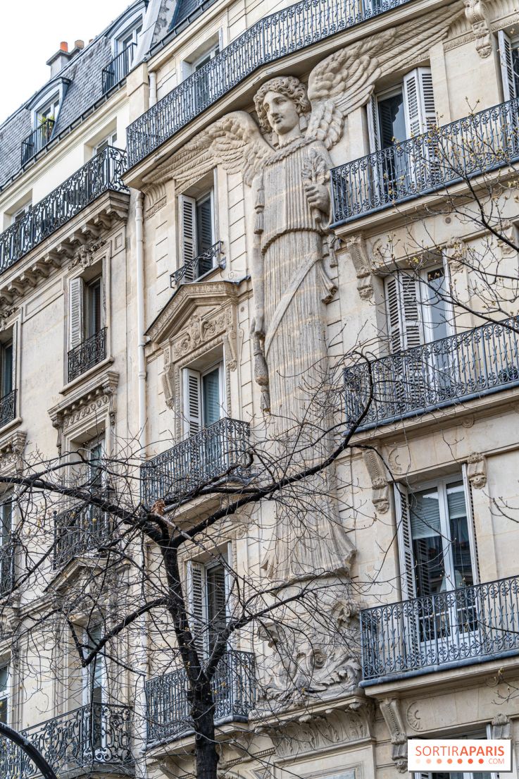 La plus grande cariatide de Paris