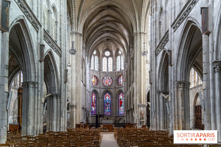 Moret-sur-Loing - citée médiévale - plus beaux détours de France - Église Notre-Dame-de-la-Nativité