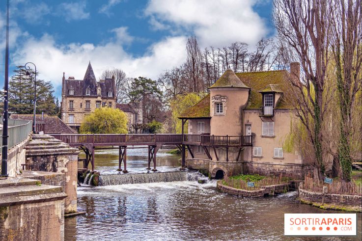 Moret-sur-Loing - citée médiévale - plus beaux détours de France