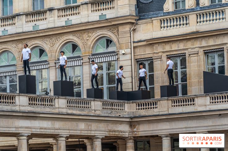 Horizon, le spectacle dans la cours du Palais Royal