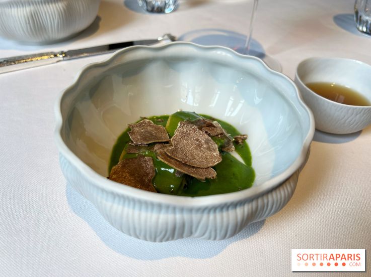 Menu chasse Le Gabriel, La Réserve - Poule faisane, truffe blanche