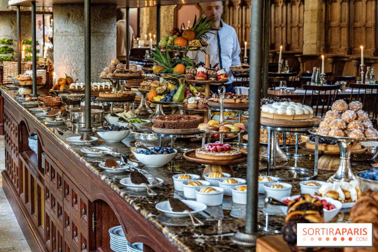 Le brunch du Réfectoire des Moines à l'Abbaye des Vaux de Cernay