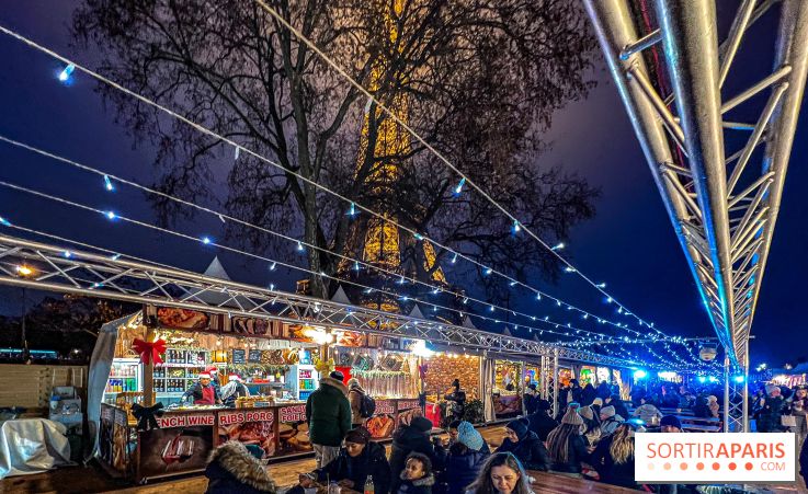 Marché de Noël 2023 au pied de la tour Eiffel - Quai Jacques Chirac