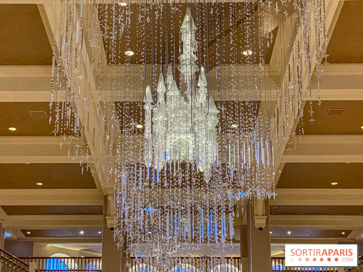 Disneyland Hotel à Disneyland Paris lustre