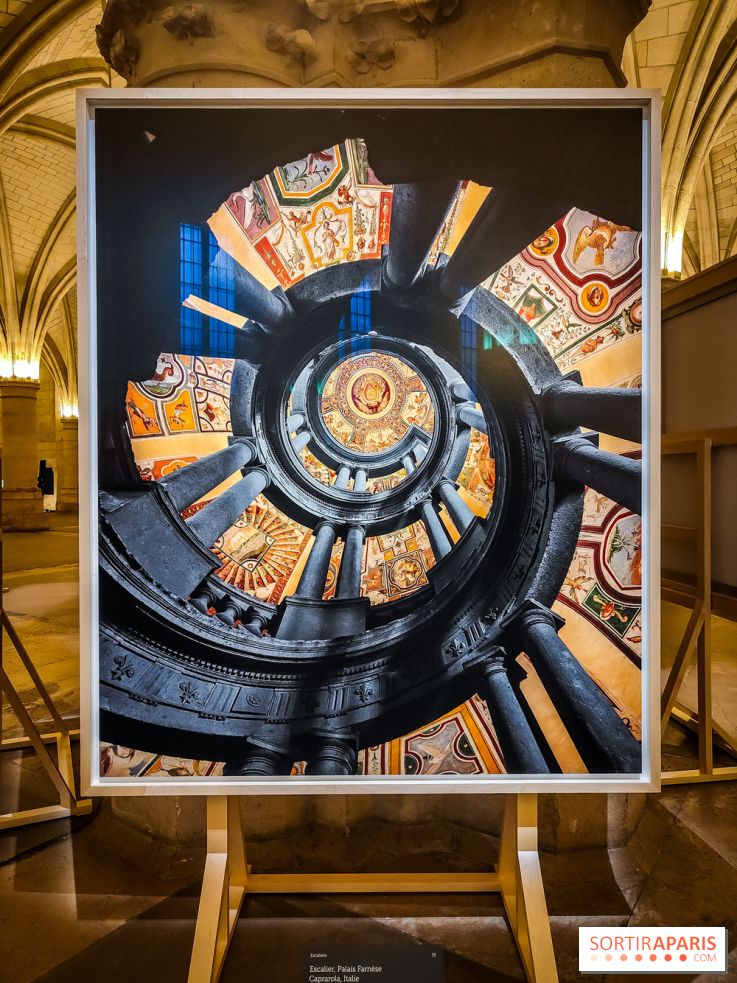 Voyage dans les pierres et la lumière, l'exposition à la Conciergerie.