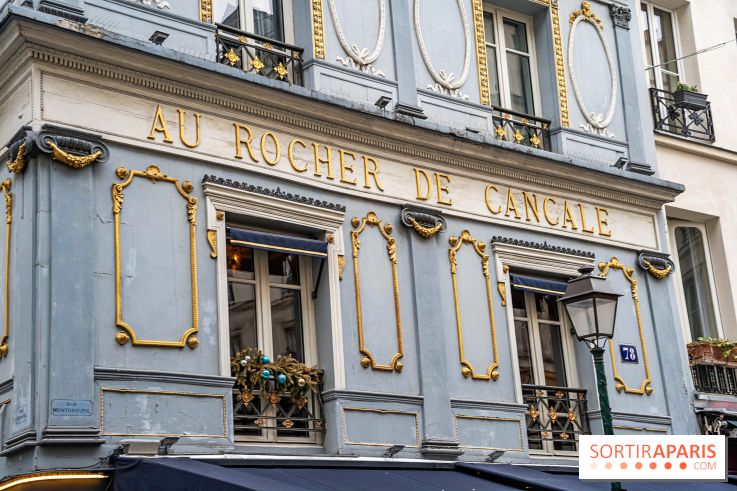 Au Rocher de Cancale, le restaurant historique à la façade bleue rue Montorgueil